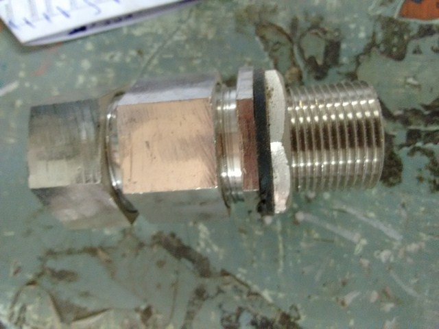 D.C.Cable Gland 	